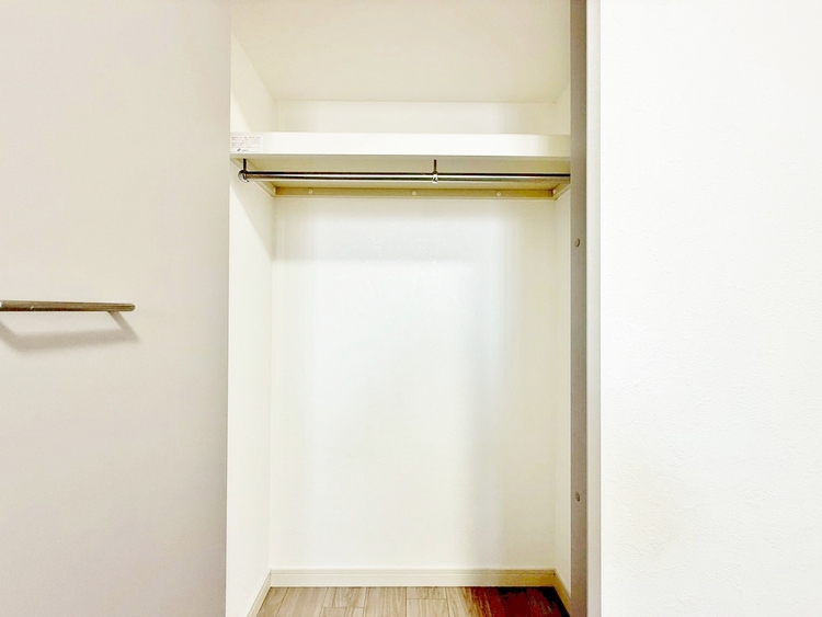 収納 居室にはクローゼットがあり、荷物もスッキリ収納して快適にお過ごしいただけます。