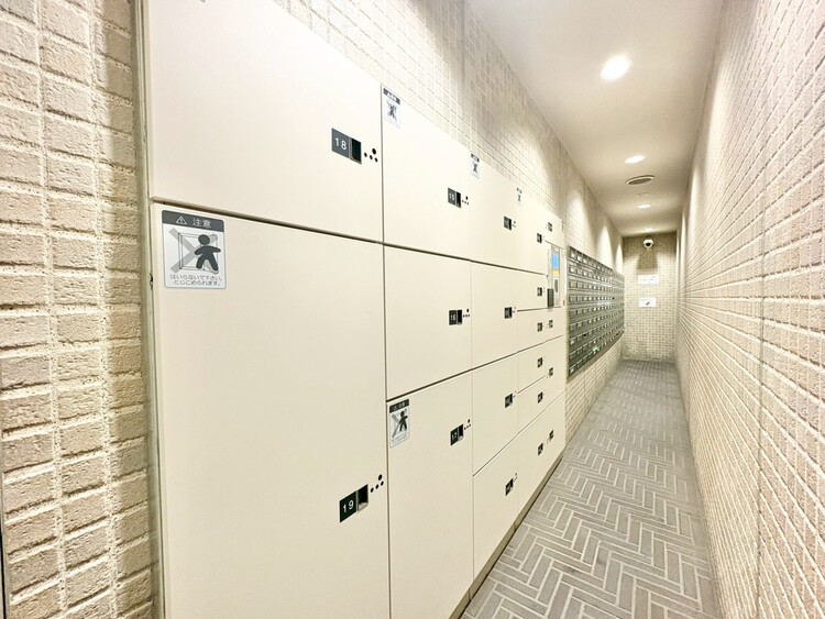 その他 宅配ボックスも、きちんと管理されています。