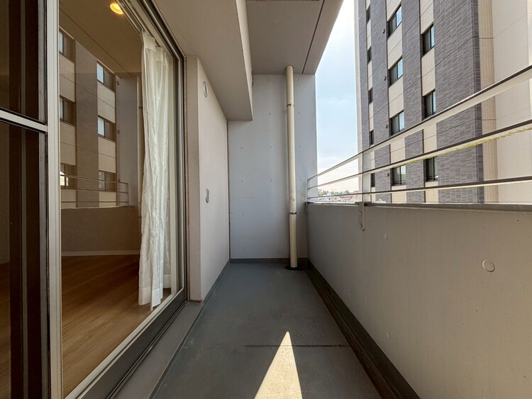 その他 朝の澄んだ空気や、夕方に吹く清々しい風を感じられるバルコニー。