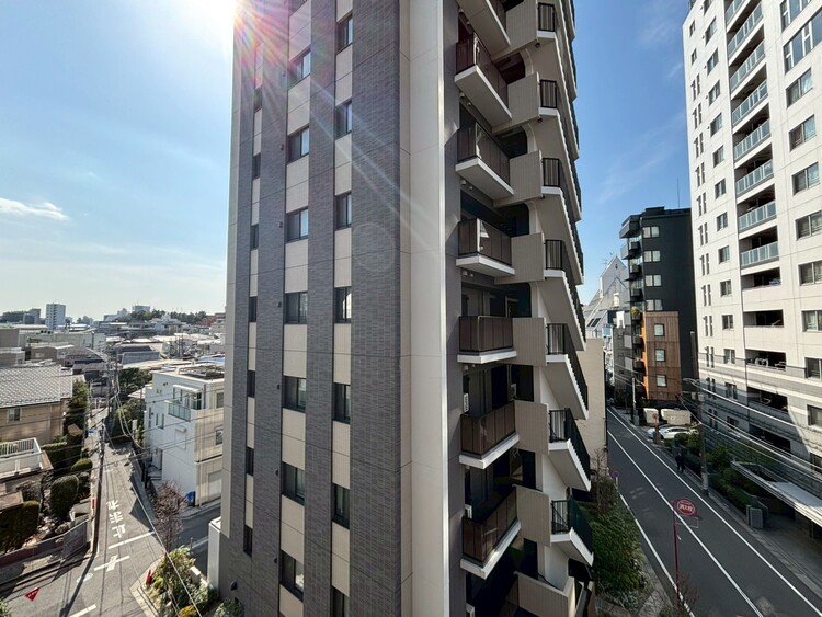 その他 眺望や窓からの景色が良いと、家で過ごす時間も快適です。