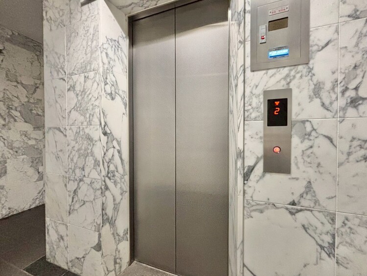 その他 エレベーター完備のため荷物が多くなっても安心。