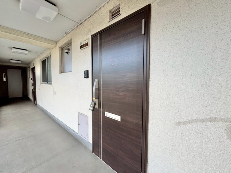 その他 清潔感のある落ち着いた雰囲気の玄関です。