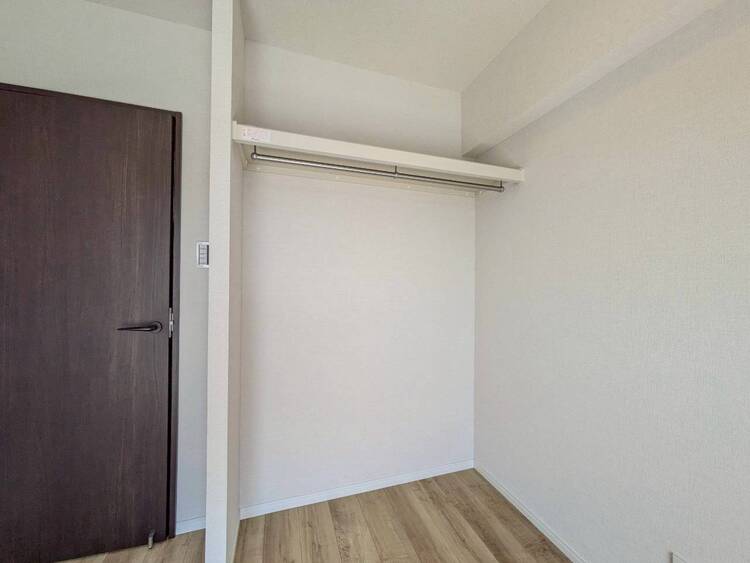 その他 収納スペースが付いていて、お部屋を広く使っていただけます。