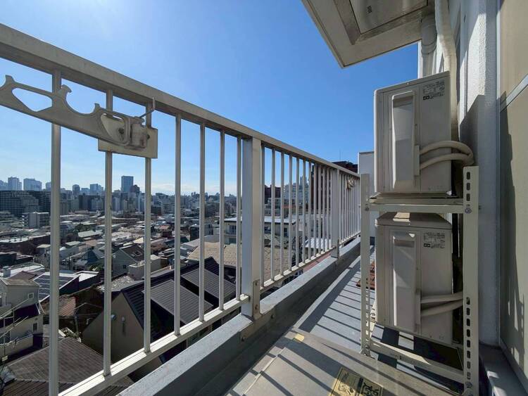 その他 朝の澄んだ空気や、夕方に吹く清々しい風を感じられるバルコニー。