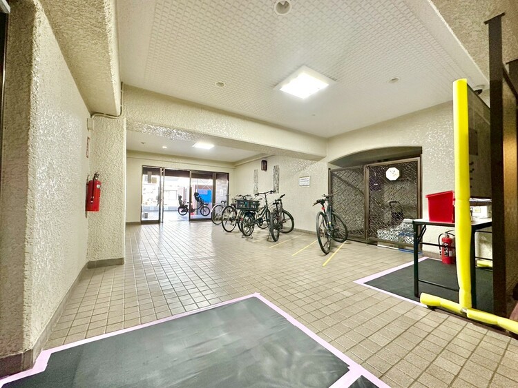 その他 館内は静寂な中が保たれており、管理が行き届いている印象を受けました。