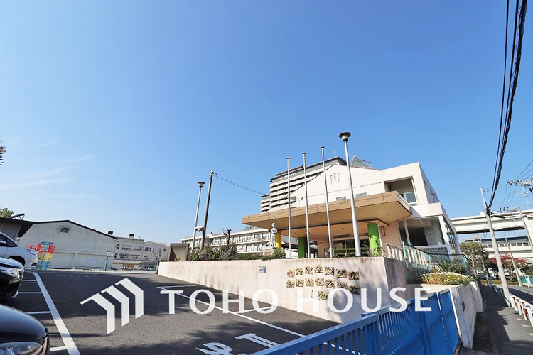 周辺 横浜市立中村小学校　距離600ｍ