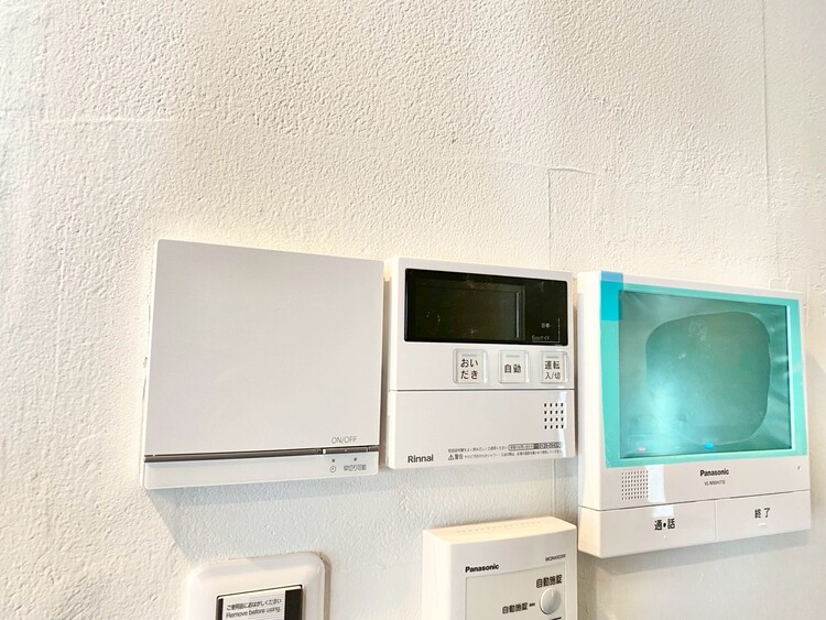 その他 見やすい画面で操作しやすい給湯パネル。