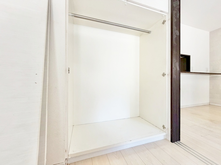 その他 家電やスーツケース、ストック品など何でも片付く嬉しい空間です。