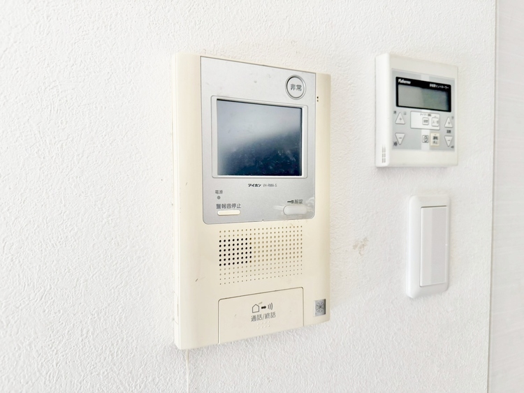 その他 誰が来てもわかる様にモニター付きインターホンを設置。