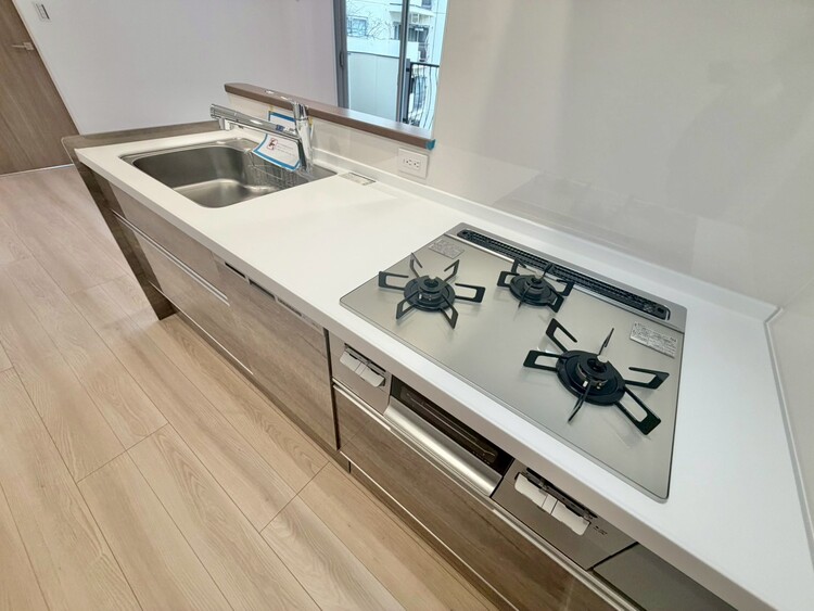 その他 開放感のあるキッチンスペース。調理をしながら、会話も弾みそうですね。