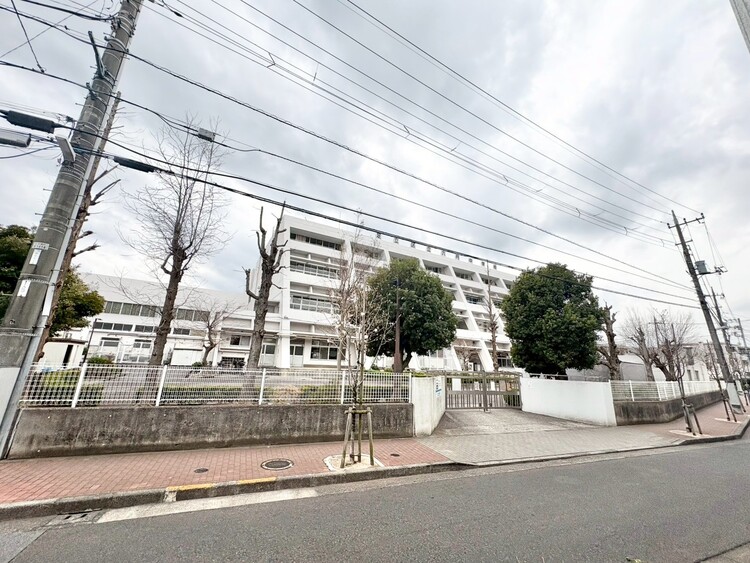 その他 眺望や窓からの景色が良いと、家で過ごす時間も快適です。