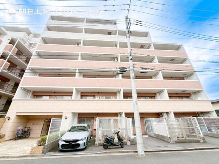 外観 家の良し悪しだけではなく周辺環境も重要なポイントとなります！ご案内時に周辺環境もご案内いたします！流行に左右されず将来にわたって価値が継続する佇まい！良好な住環境が保たれたエリアで新生活を過ごせます 