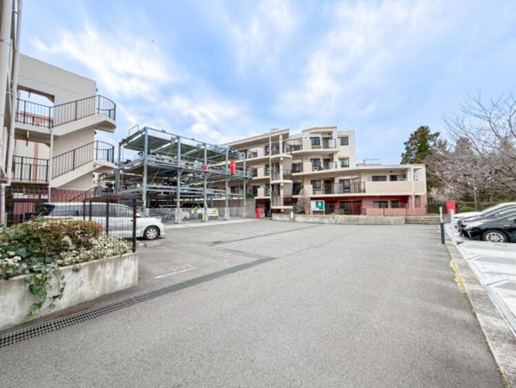 駐車場 〜共用部の立体駐車場〜 