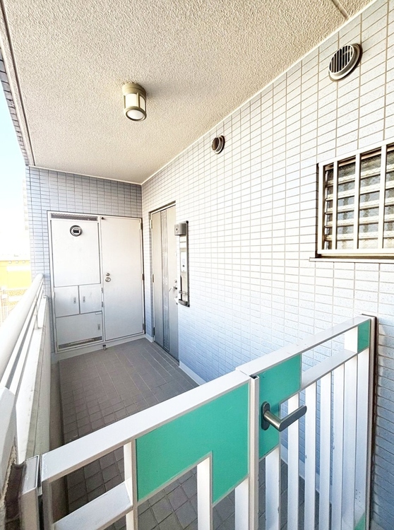 玄関 玄関を開ければ、そこは安らぎのご自宅。