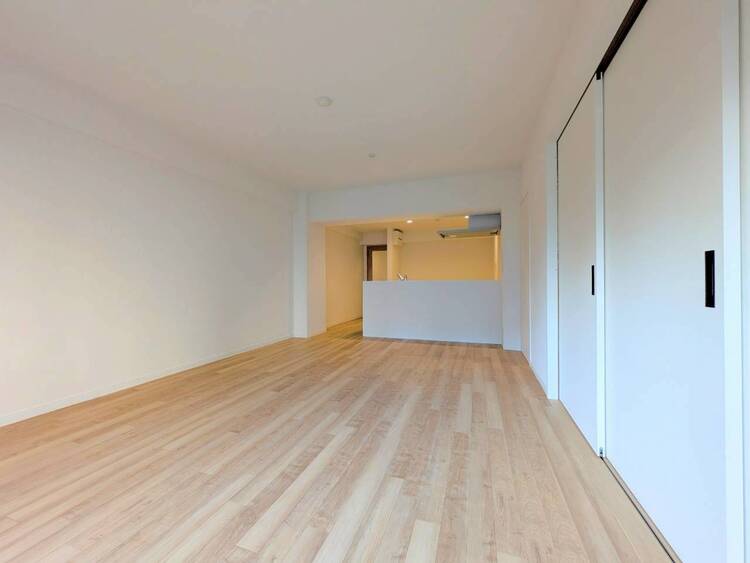 居間 快適に過ごす毎日を求めて、暮らしの中でご自身の「マイホーム」に創り上げてください。