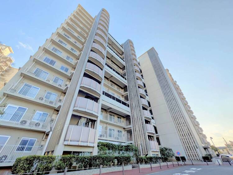 外観 資料には掲載していない情報が、現地にはたくさんあります。是非一度、現地をご確認ください。