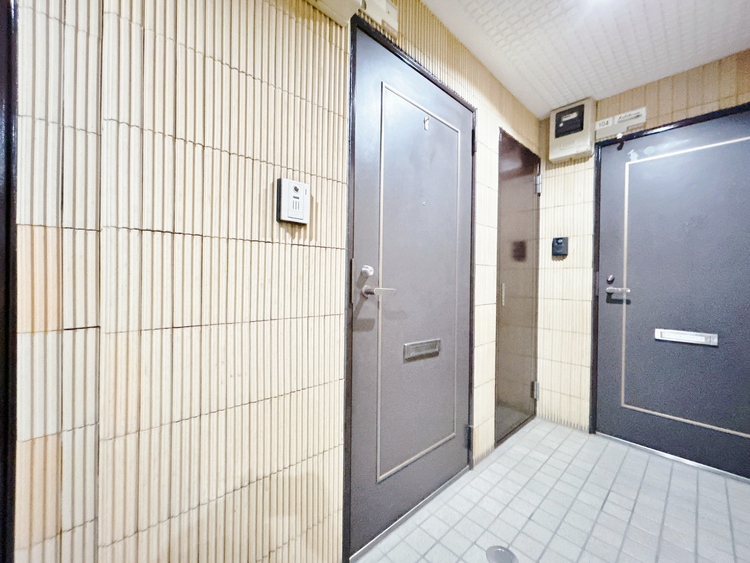 玄関 玄関を開ければ、そこは安らぎのご自宅。