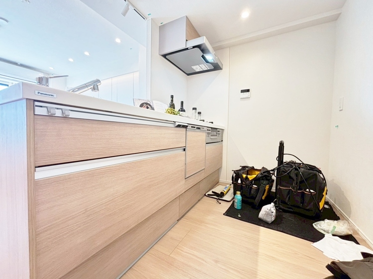 キッチン 洗練されたスタイリッシュなデザイン性と使いやすさを備えた仕様。