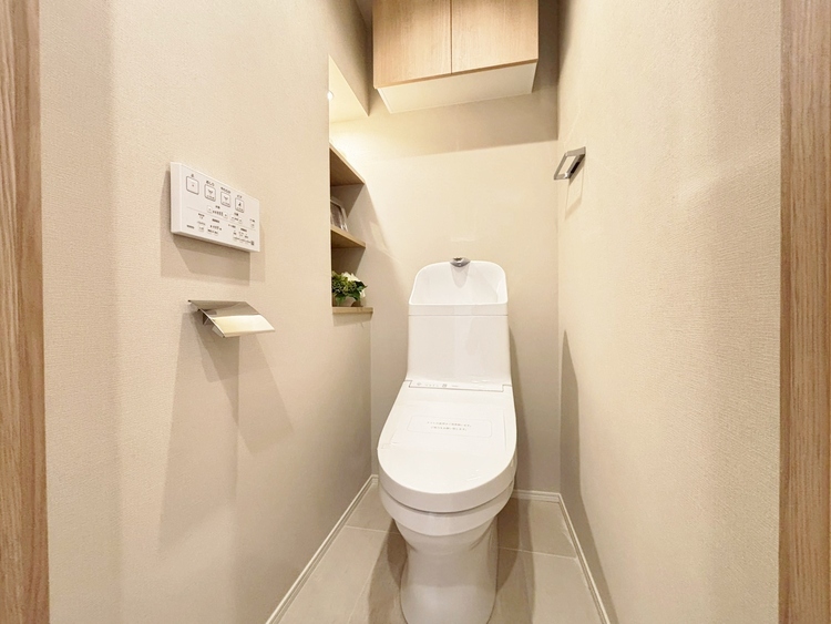 トイレ 暮らしの中のさりげないひとときの快適さにも、こだわりを、持って設備を配しております。