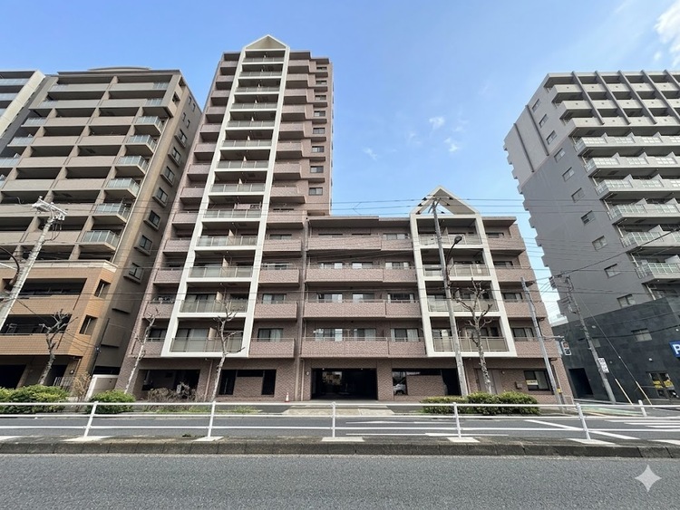 外観 資料には掲載していない情報が、現地にはたくさんあります。是非一度、現地をご確認ください。