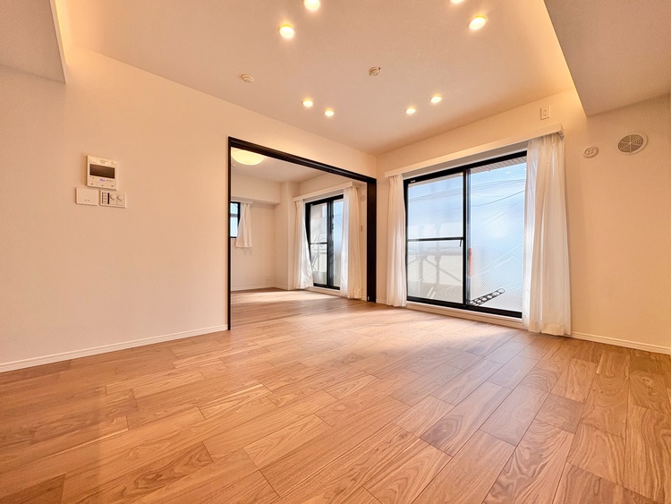 居間 過ごす時間が、たくさんの思い出として紡がれていく場所。