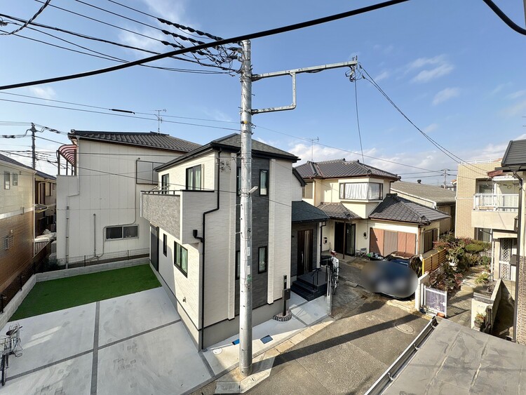 バルコニー 頬をなでる、優しい風を感じることが出来ます。