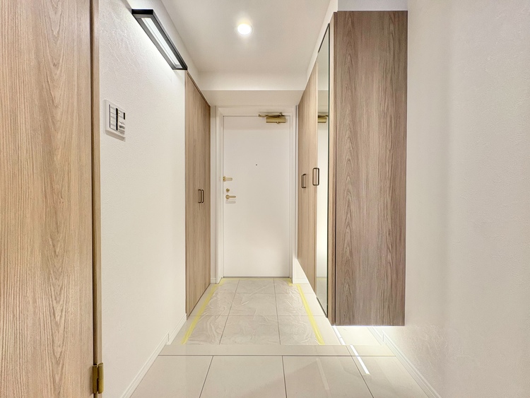 玄関 シューズボックスを完備した玄関です。