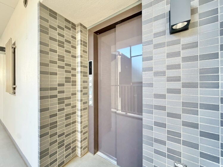 その他 エレベーター完備のため荷物が多くなっても安心。