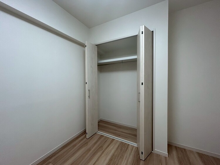 その他 家電やスーツケース、ストック品など何でも片付く嬉しい空間です。