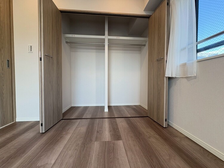 その他 収納スペースが付いていて、お部屋を広く使っていただけます。