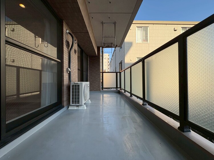 その他 朝の澄んだ空気や、夕方に吹く清々しい風を感じられるバルコニー。