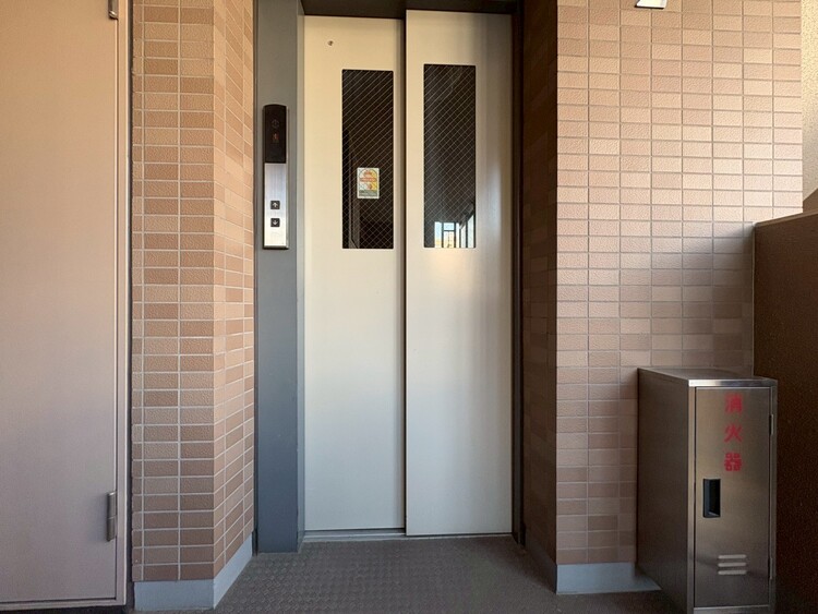 その他 エレベーター完備のため荷物が多くなっても安心。
