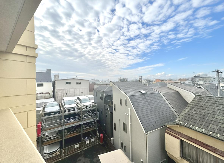 その他 眺望や窓からの景色が良いと、家で過ごす時間も快適です。
