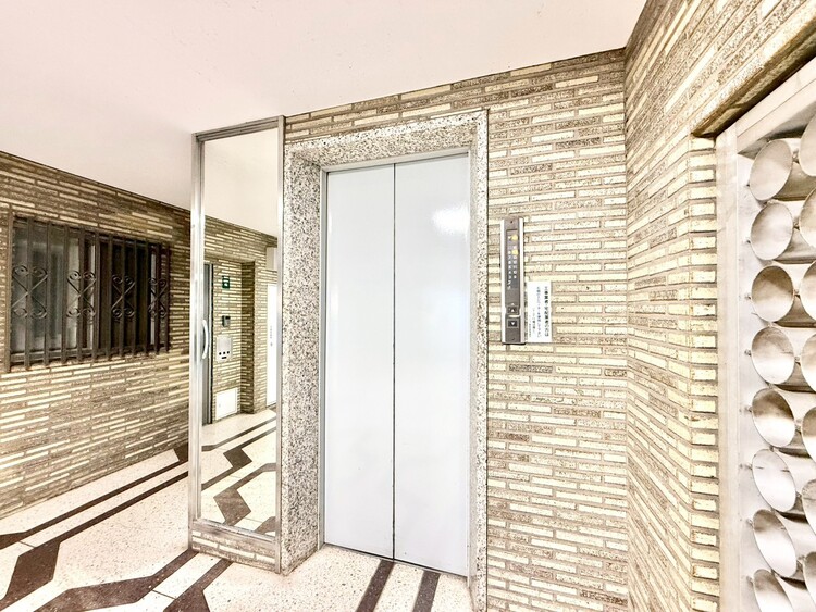 その他 エレベーター完備のため荷物が多くなっても安心。