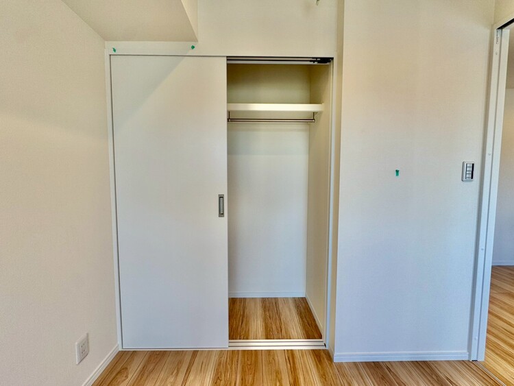 その他 収納スペースが付いていて、お部屋を広く使っていただけます。