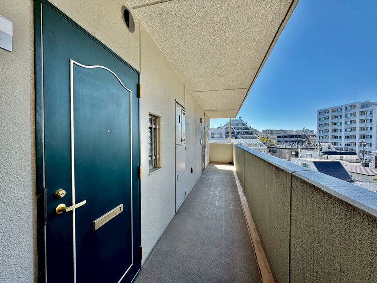 その他 清潔感のある落ち着いた雰囲気の玄関です。