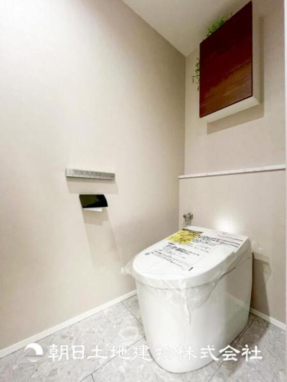 トイレ 【トイレ】大切な1人時間。寛ぎだけではない、快適な生活を送る為に必要なもの。毎日使う場所だから、より快適な空間に仕上げられています。