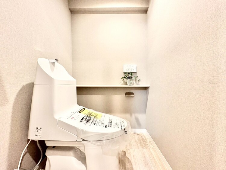 トイレ 暮らしの中のさりげないひとときの快適さにも、こだわりを、持って設備を配しております。