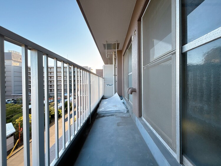 バルコニー 暮らしの中で、光と風を演出してくれるバルコニー。