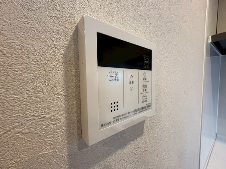 設備 見やすい画面で操作しやすい給湯パネルです。