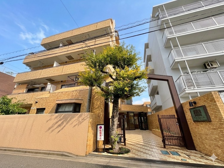 外観 資料には掲載していない情報が、現地にはたくさんあります。是非一度、現地をご確認ください。