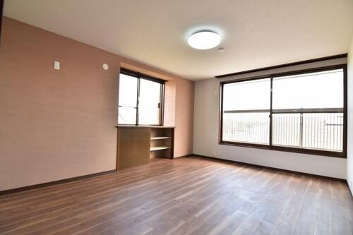 鶴見区梶山2丁目　中古一戸建ての物件画像