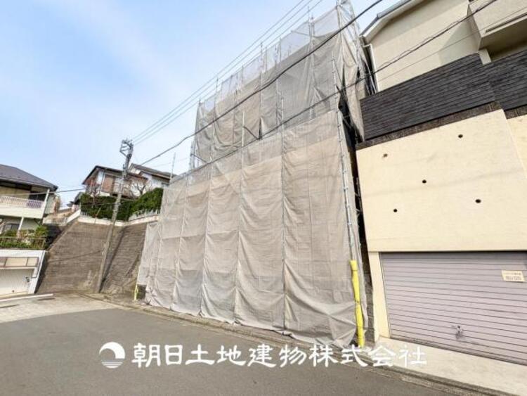 外観 【リビング】何気なく過ぎる時でさえも上質なひと時となる快適な空間を目指しております。