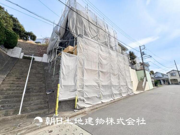 外観 【キッチン】快適な日常を支える機能性と強さがひとつになった自慢のキッチンです。