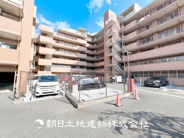 外観 【外観写真】おしゃれな雰囲気や自然の潤い、親しみやすさといった特徴を、街に新たな価値をもたらし続けてくれます。