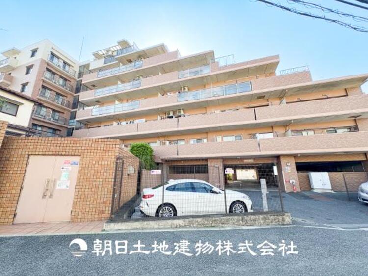 外観 【外観写真】将来にわたって資産価値が継続する「上質」な佇まいを目指しました。