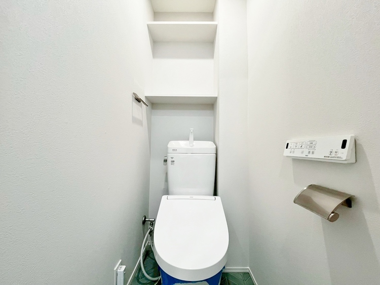 トイレ 暮らしの中のさりげないひとときの快適さにも、こだわりを、持って設備を配しております。