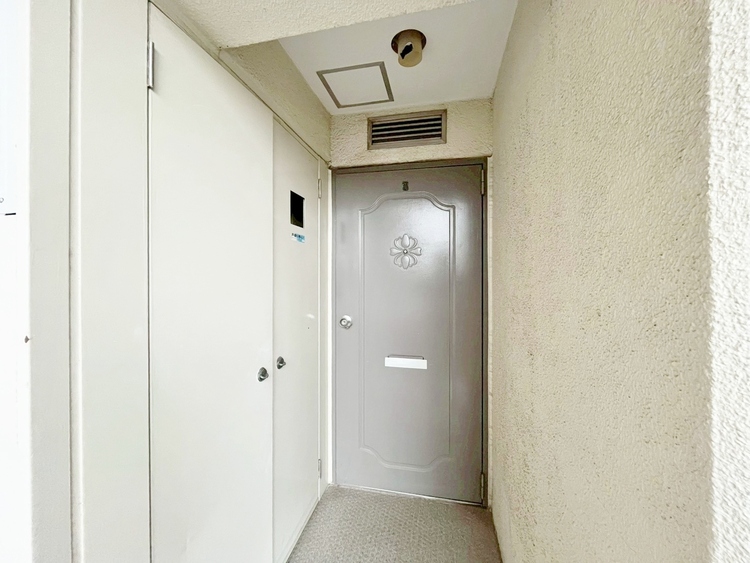 玄関 玄関を開ければ、そこは安らぎのご自宅。