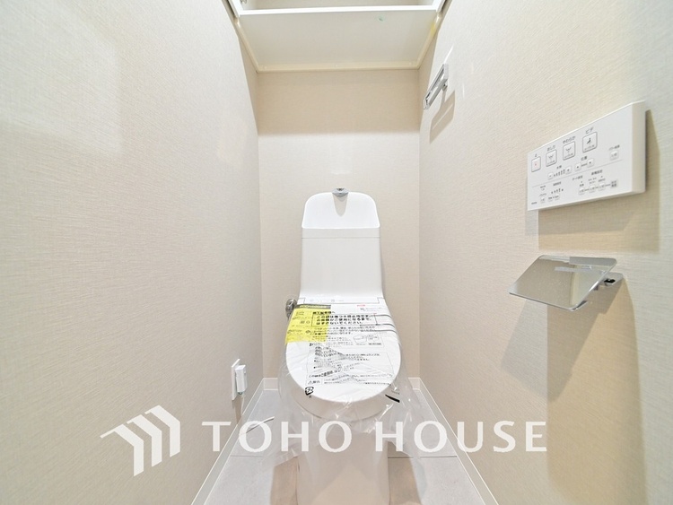 トイレ トイレには快適な温水洗浄便座付
