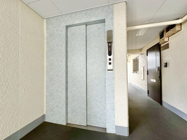 その他 エレベーター完備のため荷物が多くなっても安心。